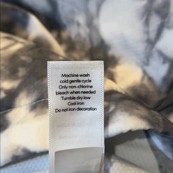 ATHLETA Riptide Silver Bells Tie Dye Catalina UPF Lightweight Jacket-S - Picture 13 of 13